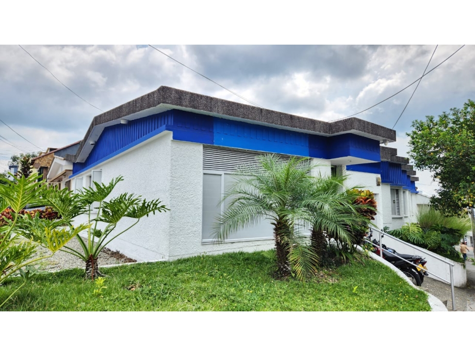 CASA COMERCIAL EN VENTA, NUEVA CECILIA