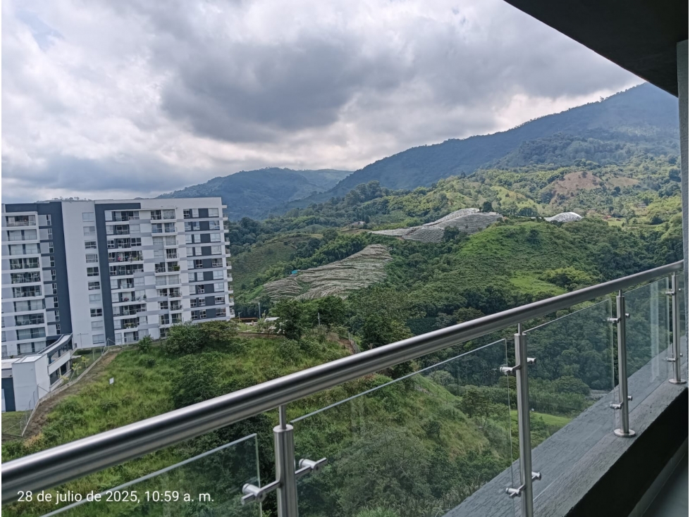 VENDO APARTAMENTO AVENIDA CENTENARIO ARMENIA