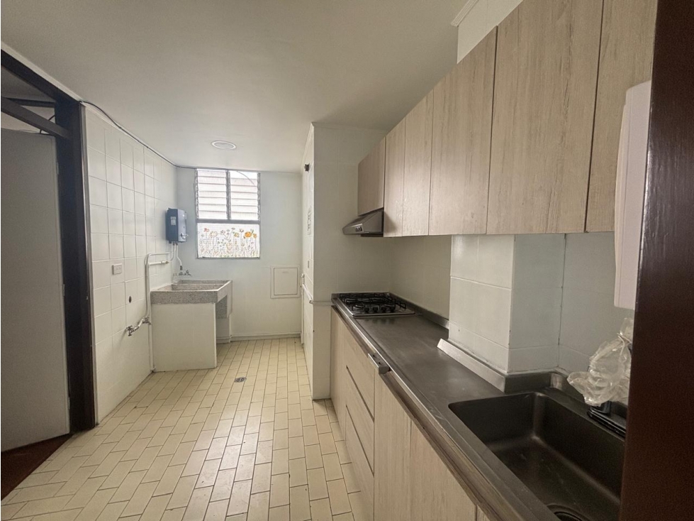 ARRIENDO APARTEMENTO AL NORTE DE LA CIUDAD - 3