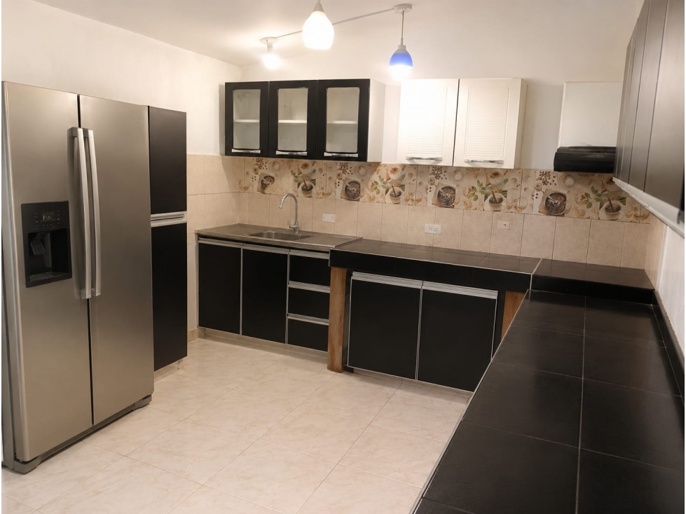 VENDO CASA ESQUINERA BARRIO EL PARAISO ARMENIA — foto 2
