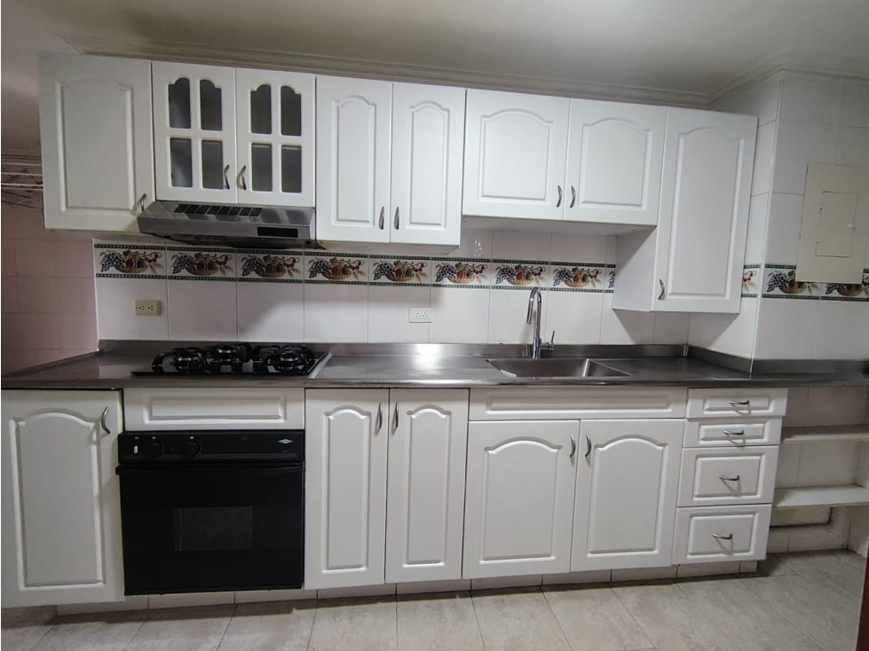 APARTAMENTO EN VENTA SECTOR LA CASTELLANA 3 HABITACIONES — foto 5