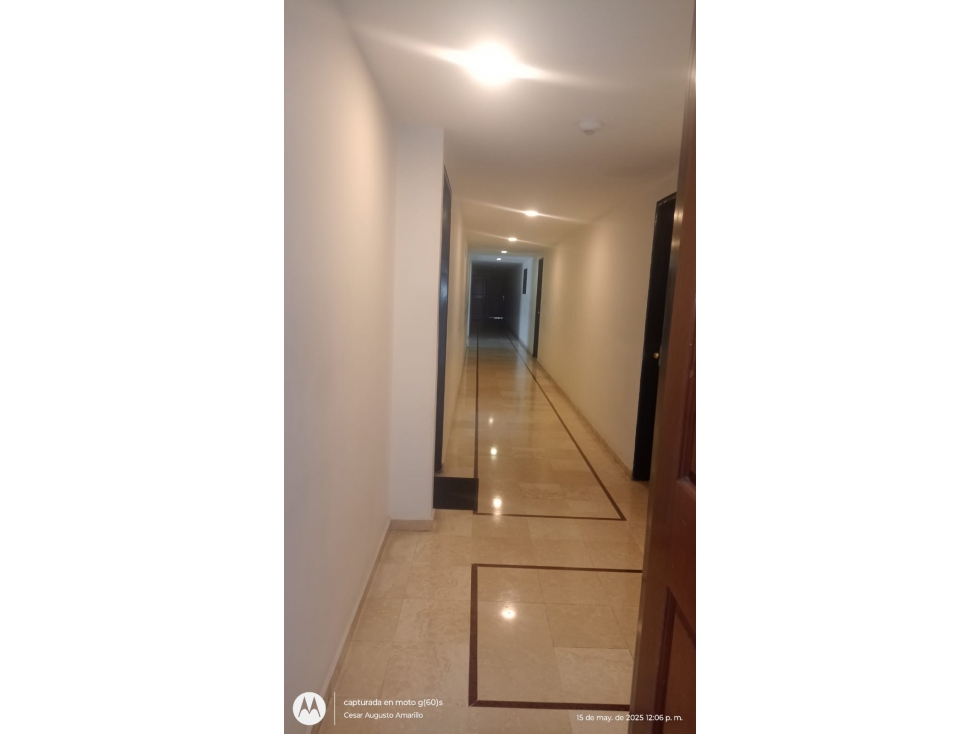 SE ARRIENDA OFICINA EN LA CARRERA SEPTIMA LOCALIDAD DE CHAPINERO - 2