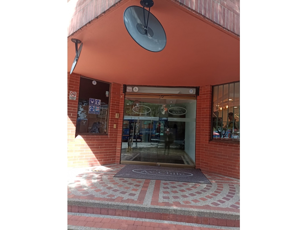 SE VENDE OFICINA TORRE AVENIDA CHILE