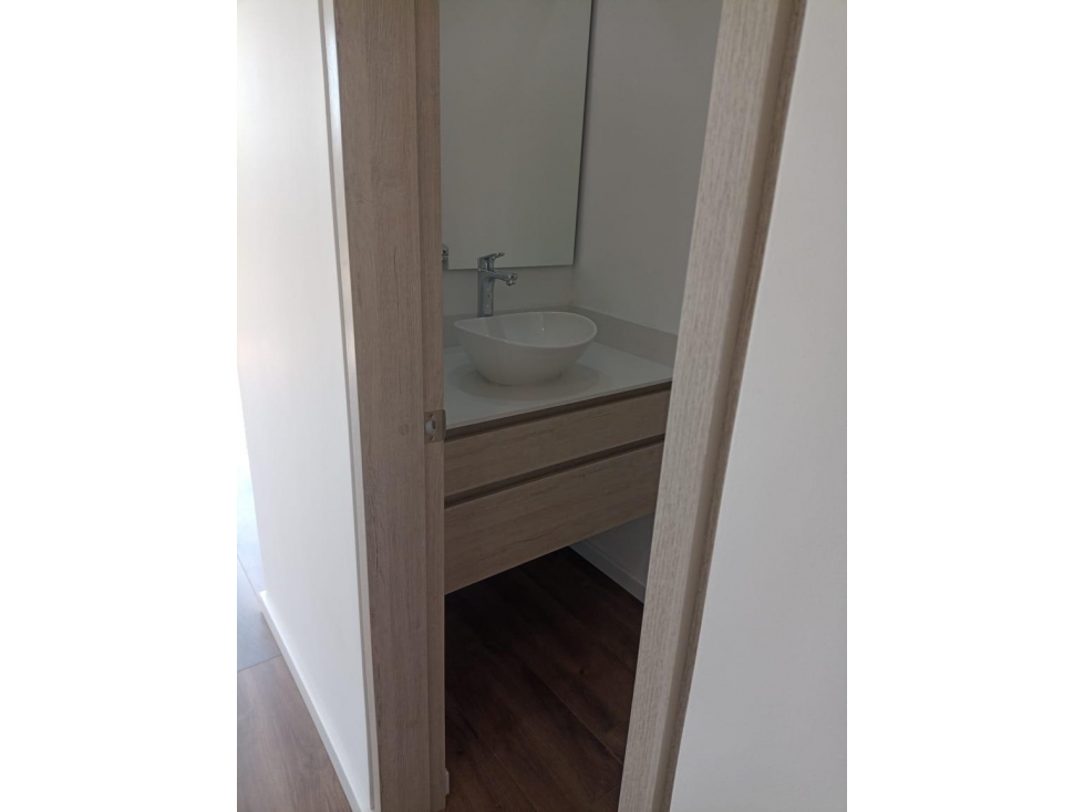 SE VENDE APARTAMENTO EN CEDRITOS - EDIFICIO RINCON DE ANTIGUA — foto 4