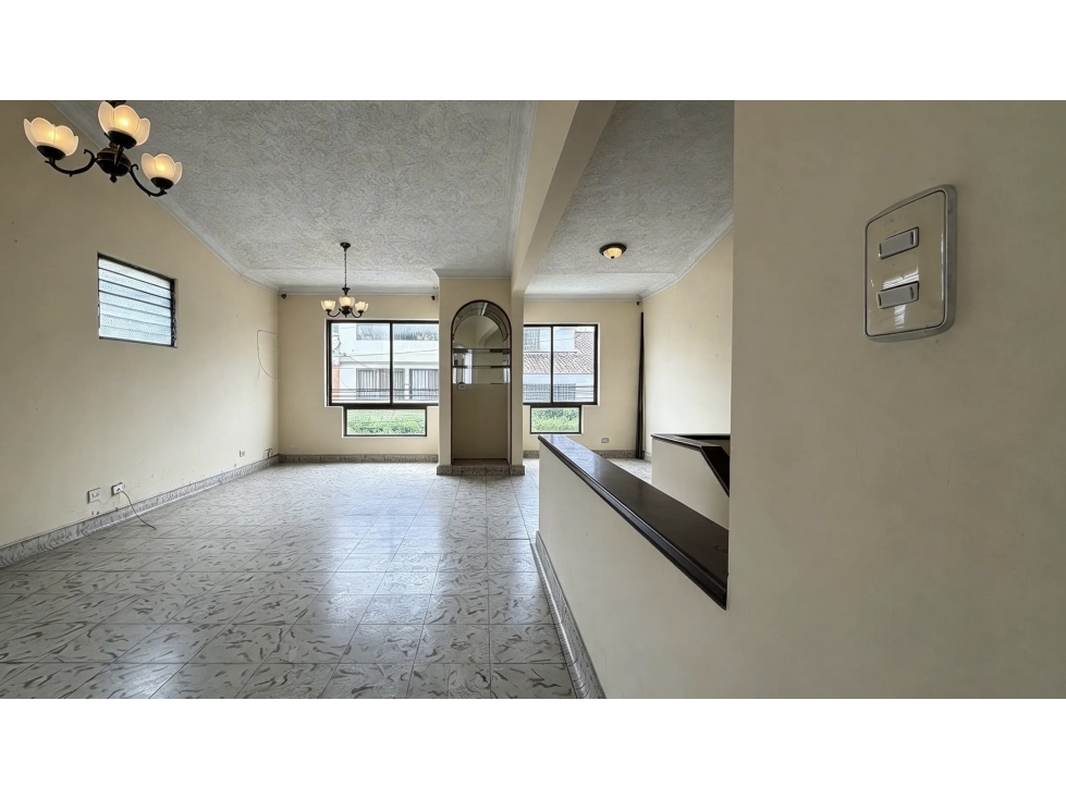 Casa de dos pisos en venta | La Colombina - Palmira — foto 3