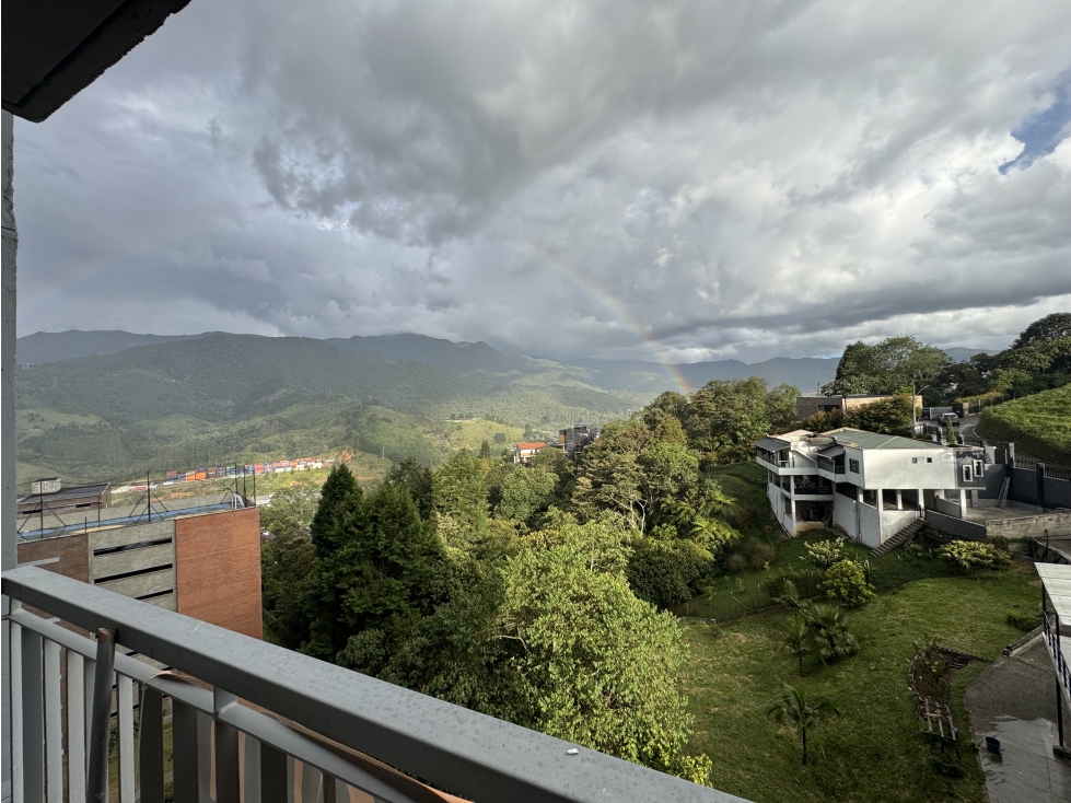 Apto en Arriendo Caldas: Aragua de Primavera con Vista a la Montaña