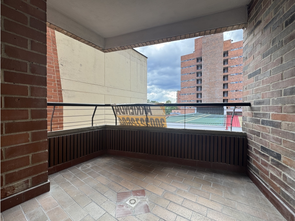 APARTAMENTO EN ARRIENDO EN CONQUISTADORES