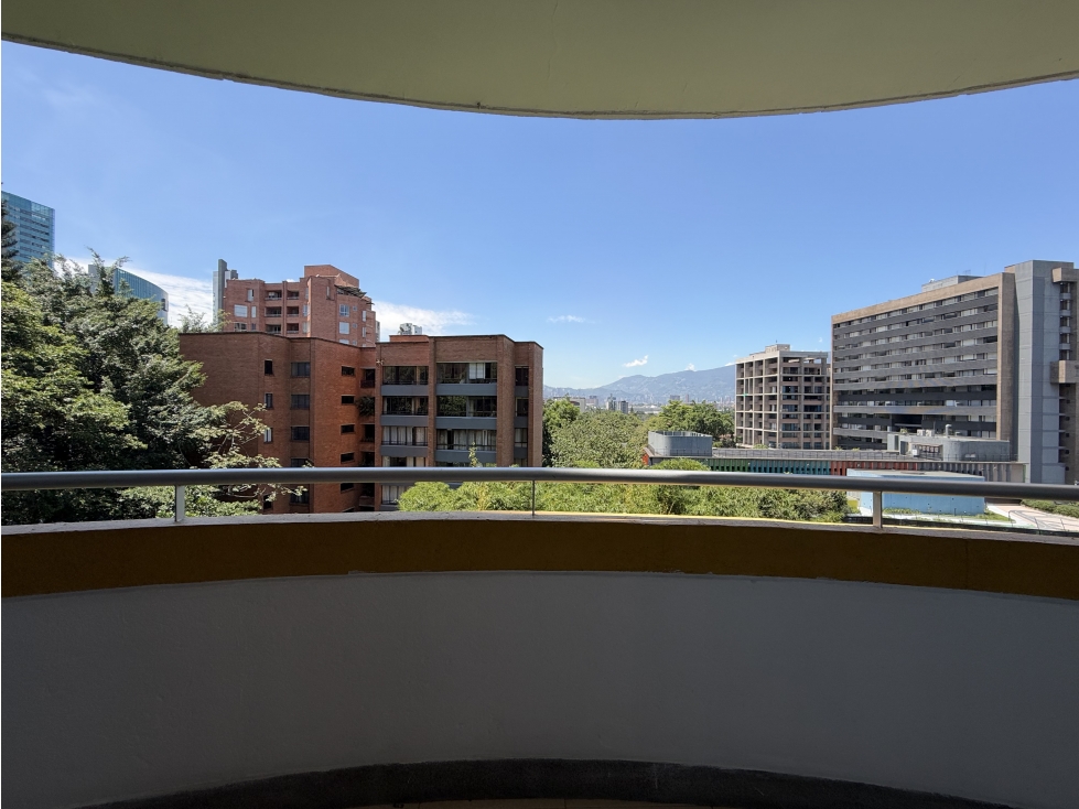 APARTAESTUDIO EN ARRIENDO EN EL POBLADO — foto 2