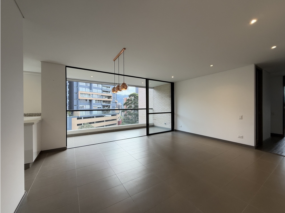 APARTAMENTO EN ARRIENDO EN LOMA DE LAS BRUJAS - ENVIGADO — foto 3