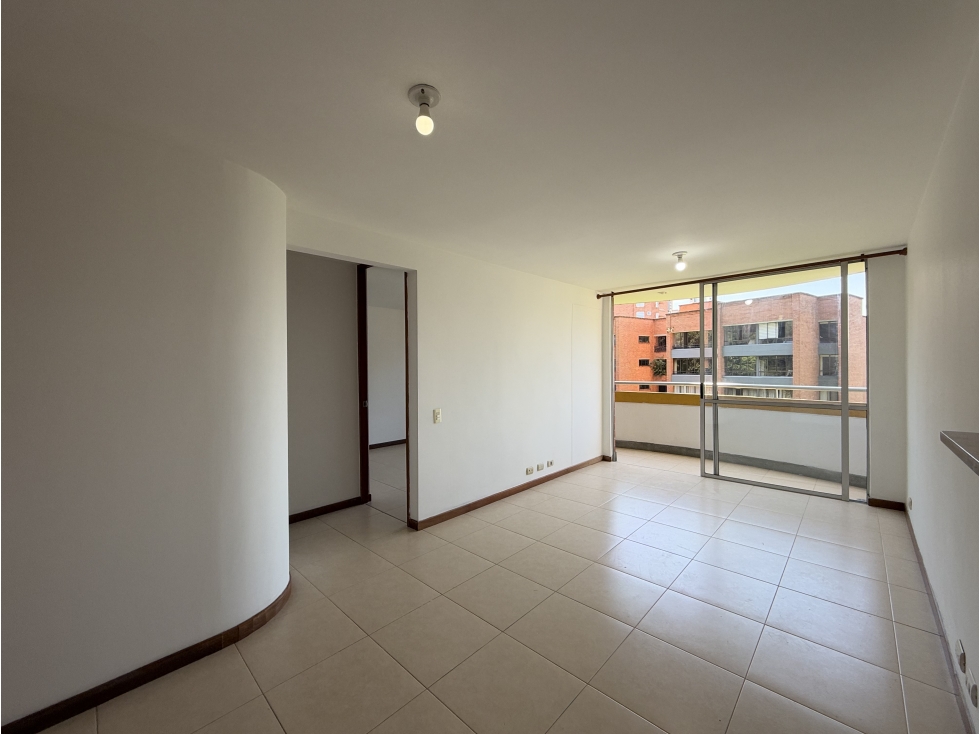 APARTAESTUDIO EN ARRIENDO EN EL POBLADO — foto 3