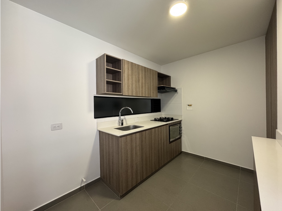 Apartaestudio en Arriendo en Loma del Escobero, Envigado Estrato 5 — foto 4