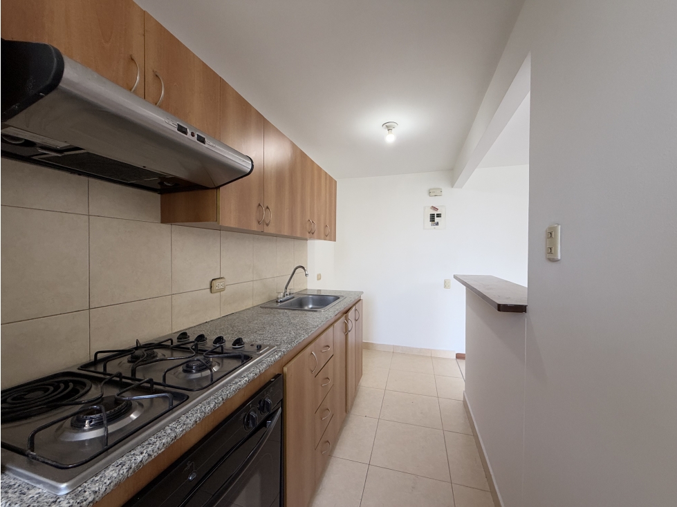 APARTAESTUDIO EN ARRIENDO EN EL POBLADO — foto 4