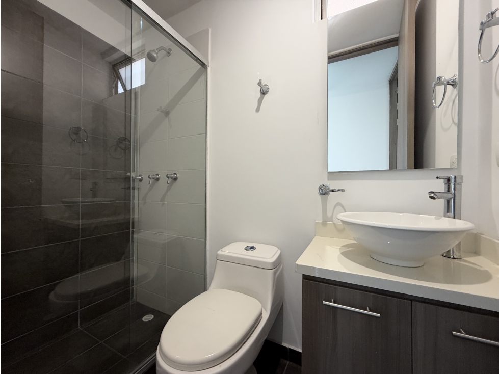 APARTAMENTO EN ARRIENDO EN LOMA DEL ESMERALDAL ENVIGADO — foto 4