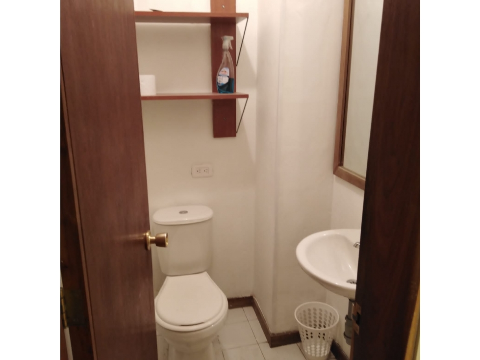 OFICINA CHICO ARRIENDO- 20 M2 1 300.000 INCLUIDA — foto 2