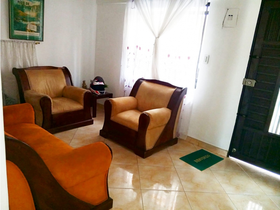 CASA EN VENTA ROBLEDO SECTOR EL DIAMANTE (D)