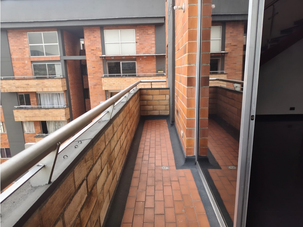 APARTAMENTO EN VENTA POBLADO PATIO BONITO (L) — foto 3