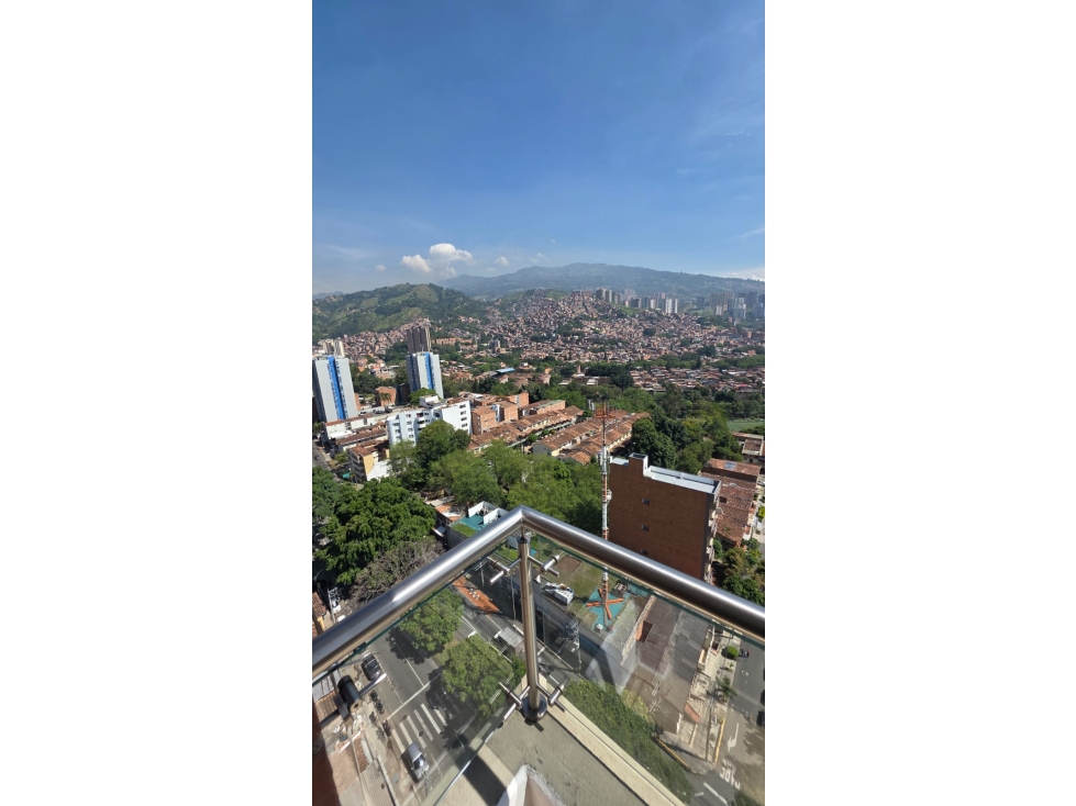 APARTAMENTO EN VENTA LA AMERICA (L)