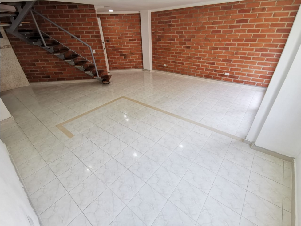 APARTAMENTO DUPLEX EN LA LOMA DEL INDIO (N) — foto 5