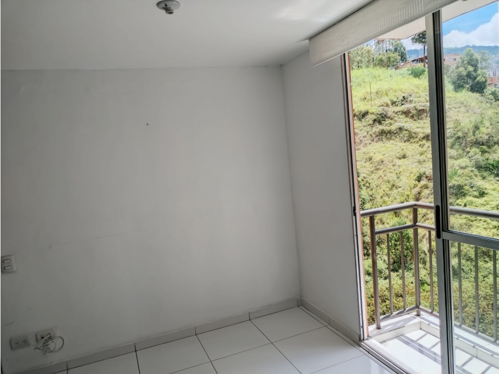 APARTAMENTO EN VENTA CALASANZ (N) — foto 2