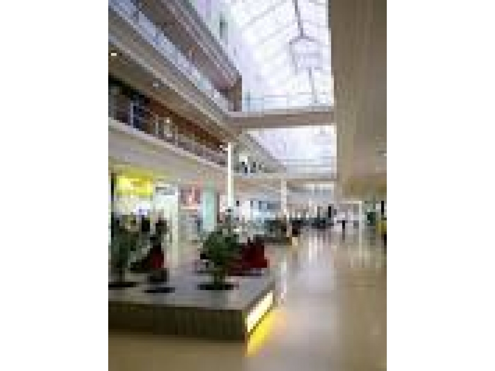 VENTA LOCAL RENTANDO CENTRO COMERCIAL HAYUELOS — foto 3
