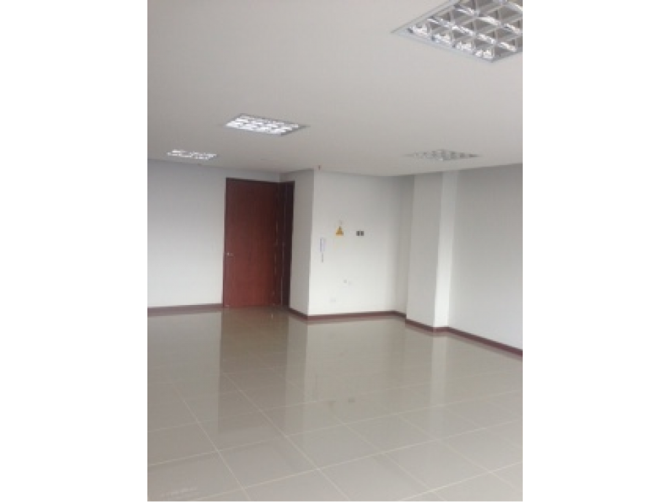 EL NOGAL VENTA OFICINA 63m2