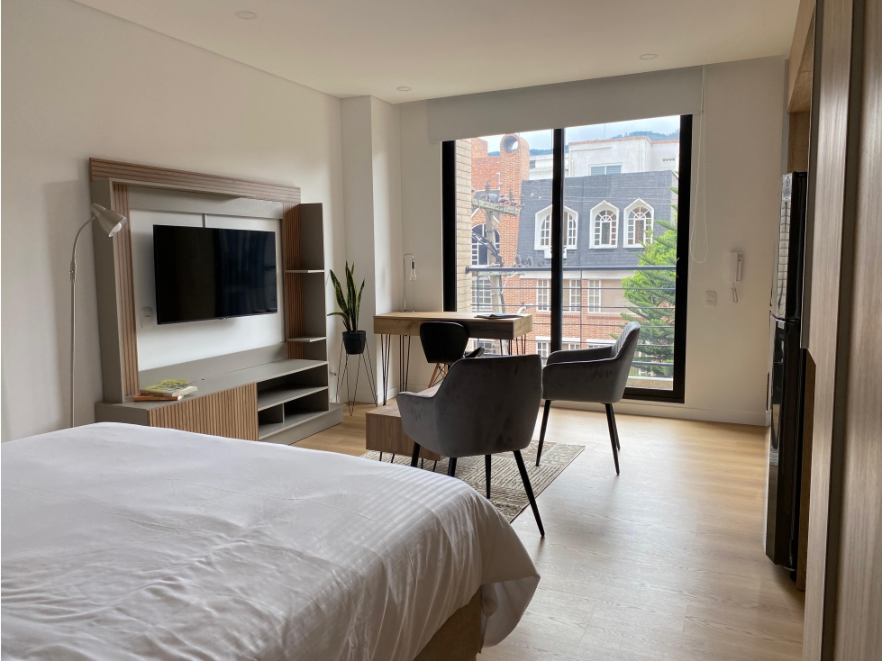 SANTA BARBARA ARRIENDO APARTAMENTO AMOBLADO 41m2 BALCÓN
