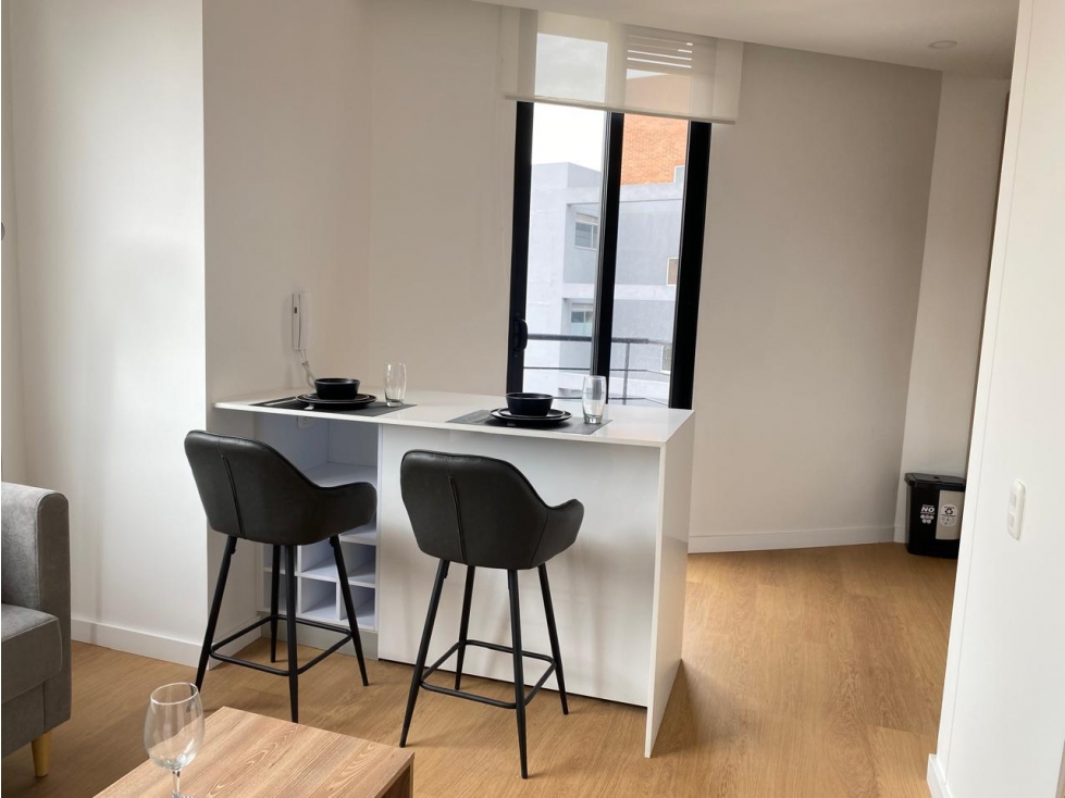 SANTA BARBARA ARRIENDO APARTAMENTO AMOBLADO 48m2 BALCÓN — foto 3