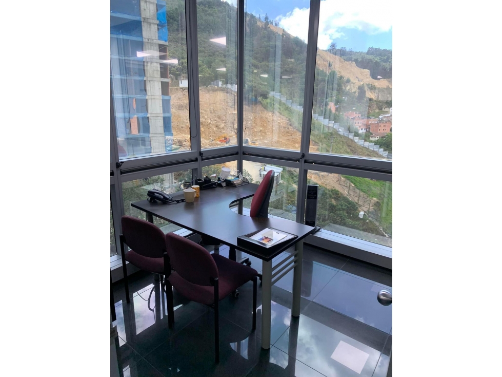 USAQUÉN VENTA OFICINA AMOBLADA O SIN AMOBLAR 102m2 — foto 4