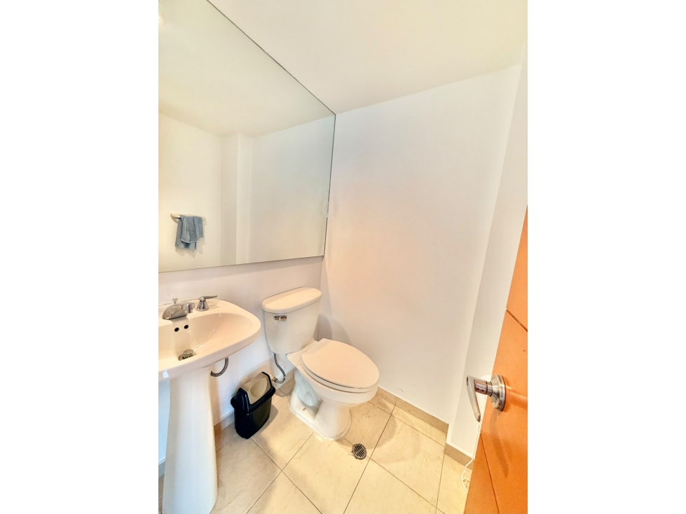 ARRIENDO OFICINA - Zona T, 55m, 1 baño, $3,1M + Admin — foto 4