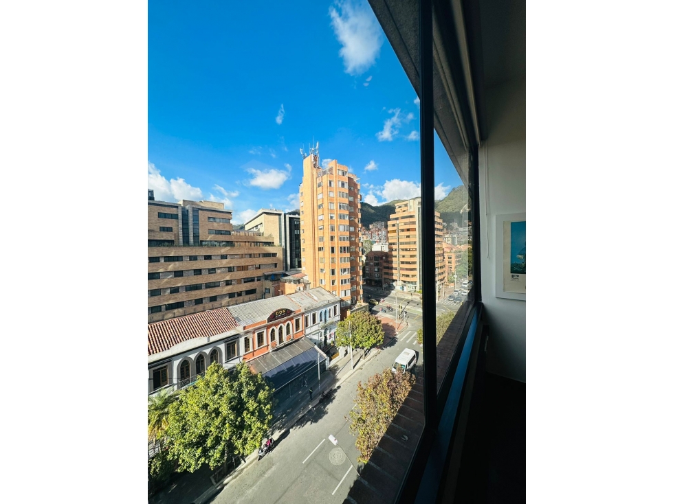 QUINTA CAMACHO - ARRIENDO!!! OFICINA 200mts,2 Baños