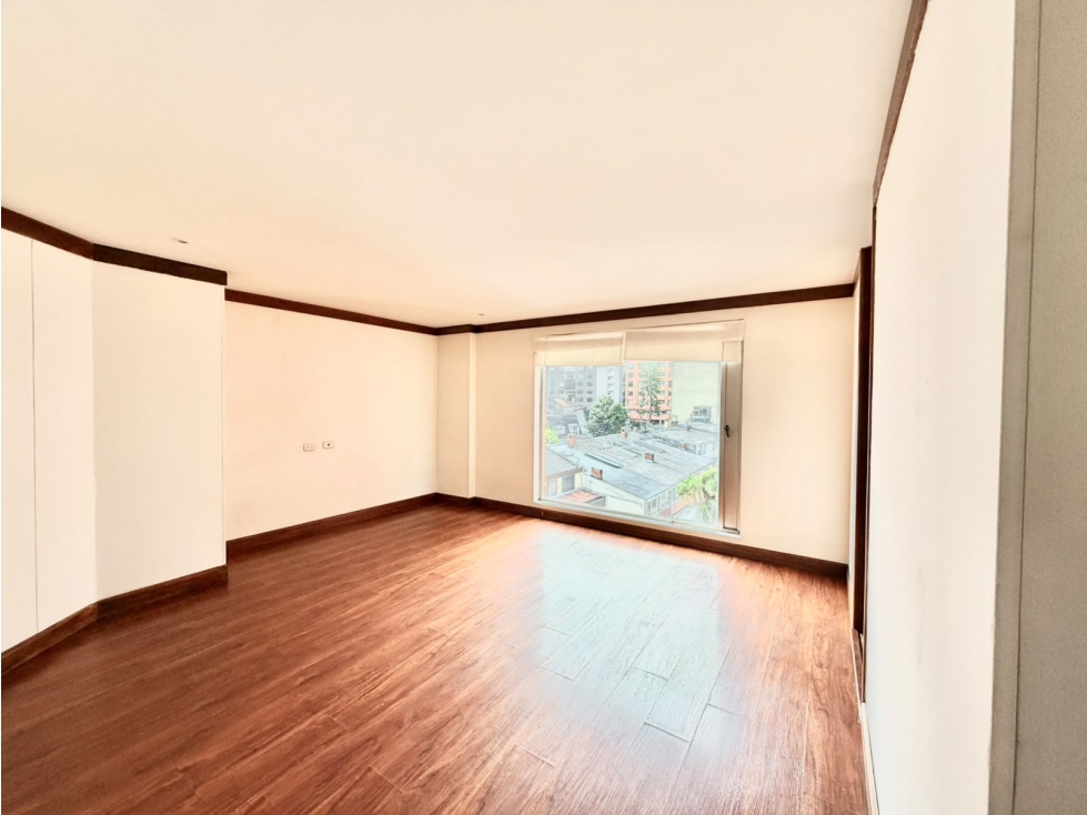 ARRIENDO - Chico Reservado, 70mts, 1hab, 1baños, $4.5M (Incluye Admin)