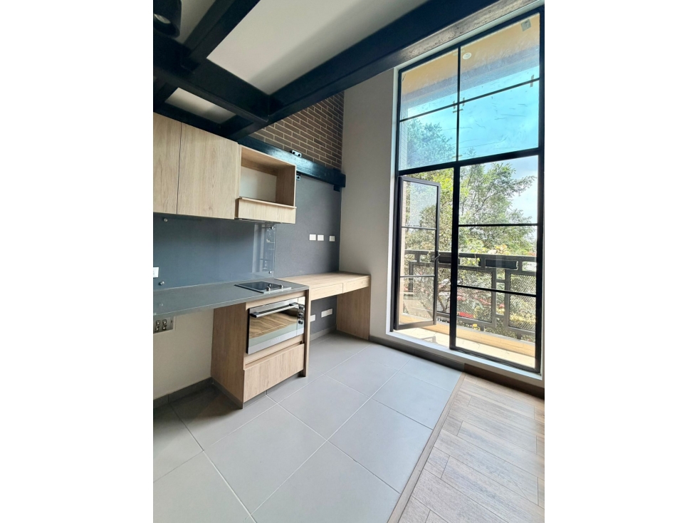 VENTA - El Polo, 45.7mts, 1 hab (piso 2 doble altura) 1 baño, $610M