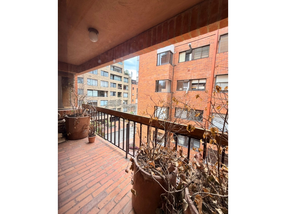 VENTA - ROSALES BAJO, 198.6mts, 3 habs, 2.5 baños, $1.350M — foto 2