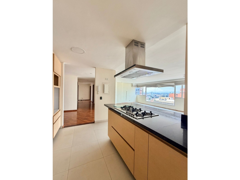 VENTA- RosalesBajo, 181 mts, 3 habs, 2.5 baños, $1.730 M — foto 3