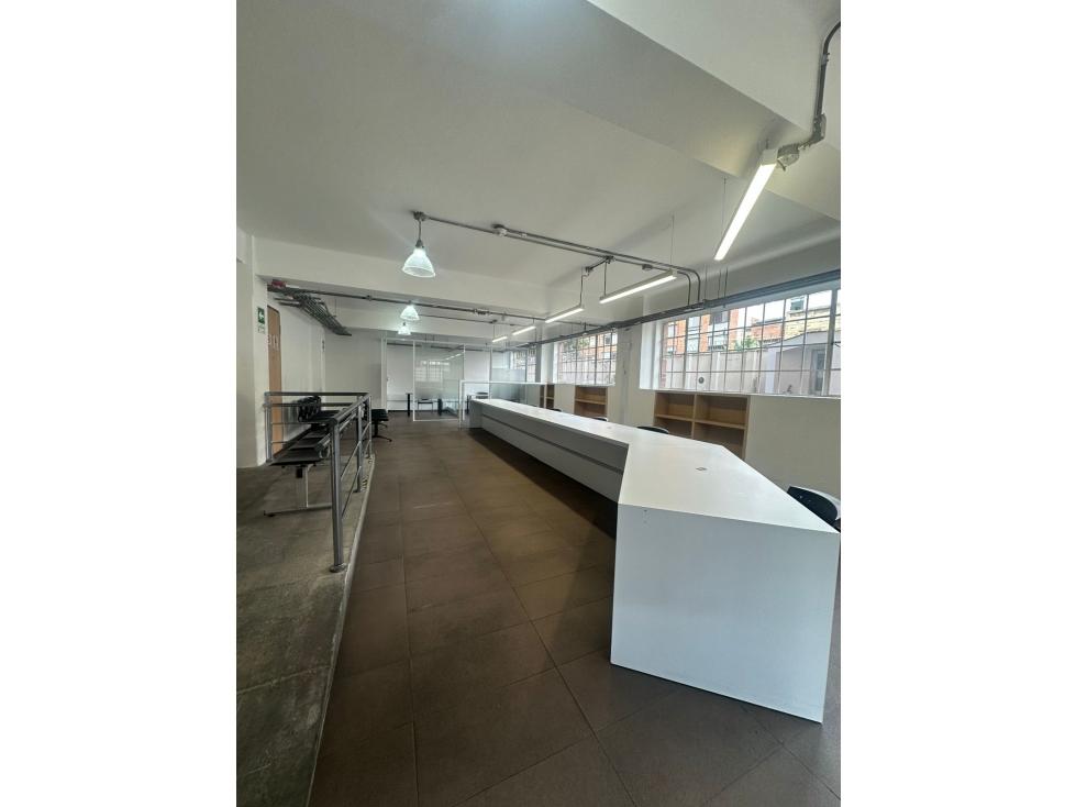 OFICINA ARRIENDO Chapinero Central 127mts 6.2mill + adm — foto 3