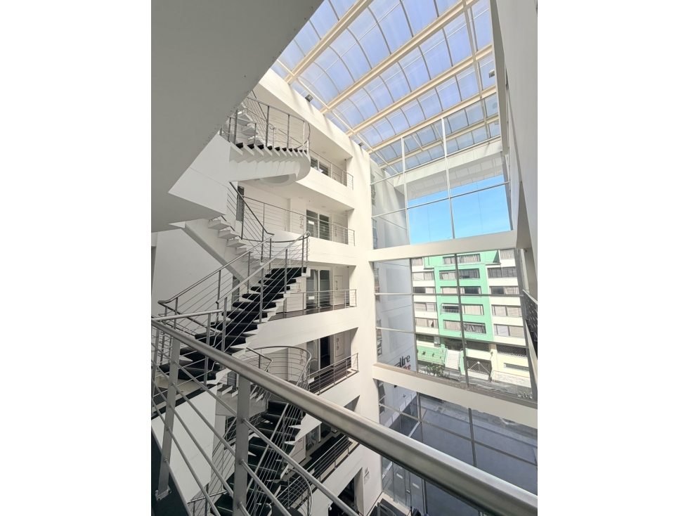 Oficina VENTA - El Salitre, 46mts, 1bñ (privado) $420M - 4