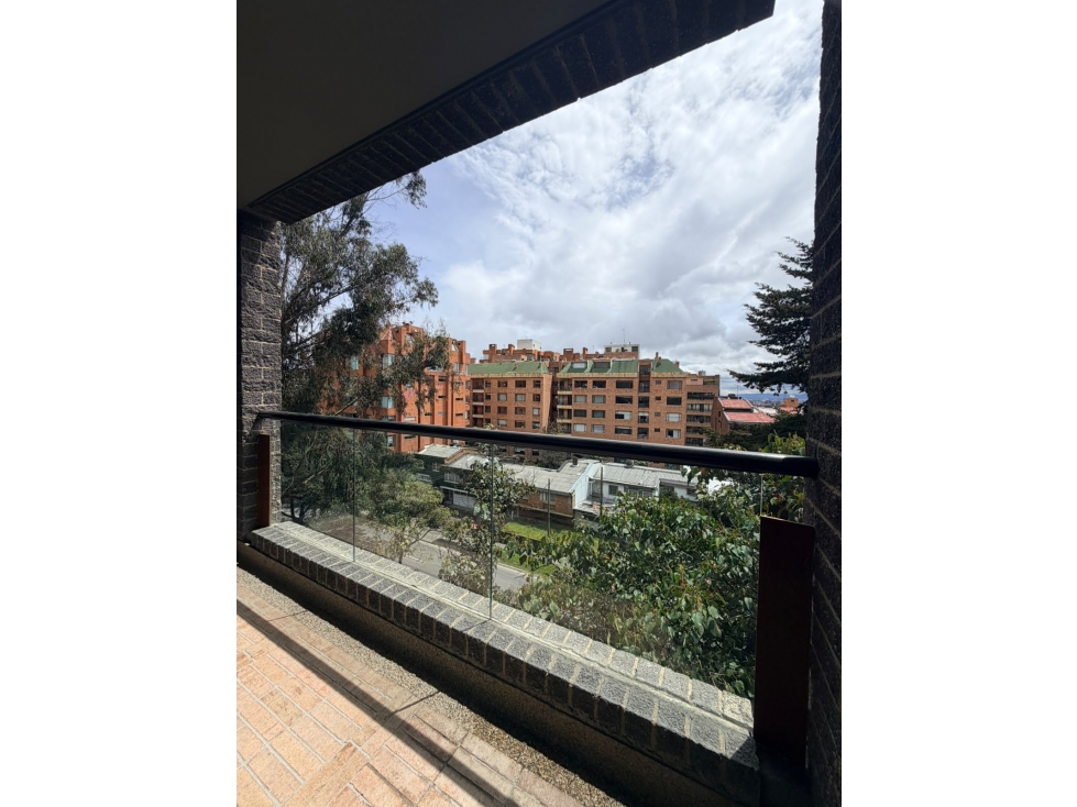 ROSALES ALTO- 255Mts, 3 habs, 3.5 baños, $2.550M
