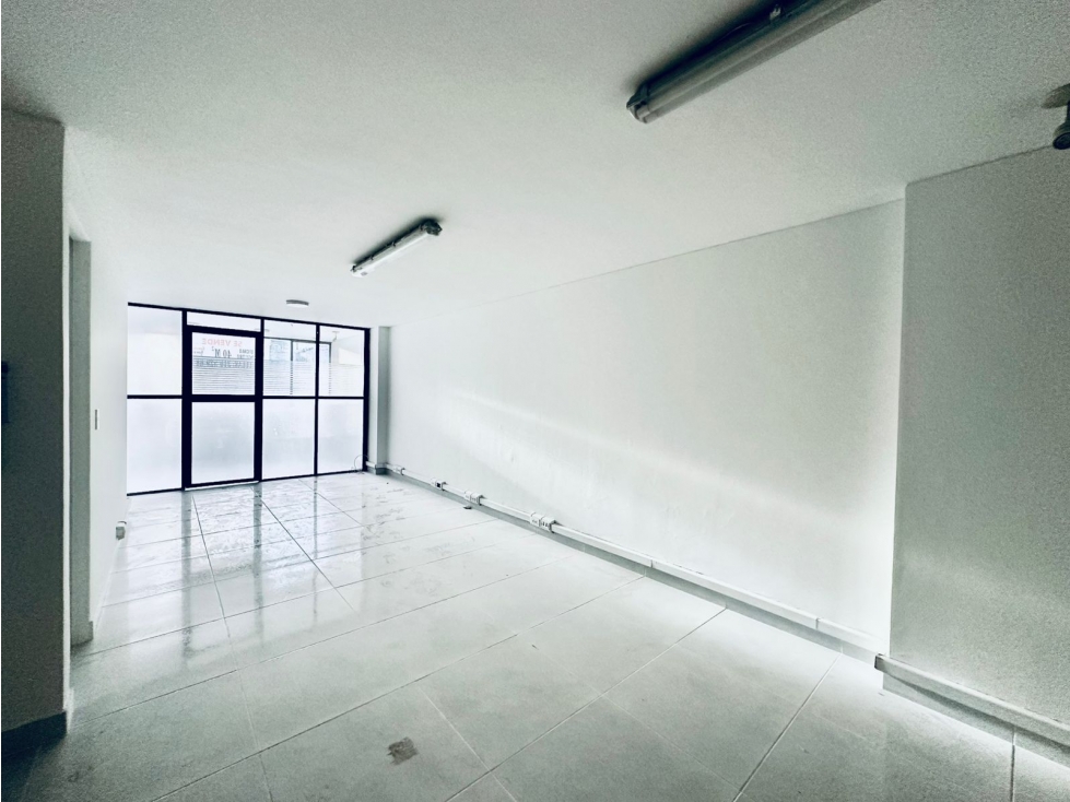 OFICINA!!! CHICO RESERVADO VENTA 40mts 290M