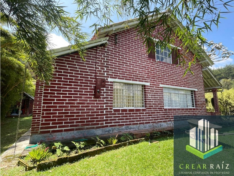 Arriendo casa en el Retiro