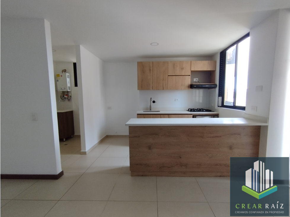 Arriendo apartamento en Rionegro sector San Antonio — foto 4