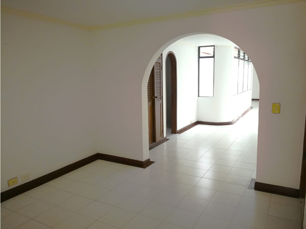APARTAMENTO EN VENTA LAURELES — foto 3