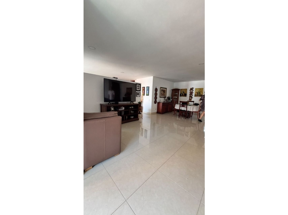 Apartamento Amplio en Venta en Laureles, Primer Parque 153 m² — foto 5
