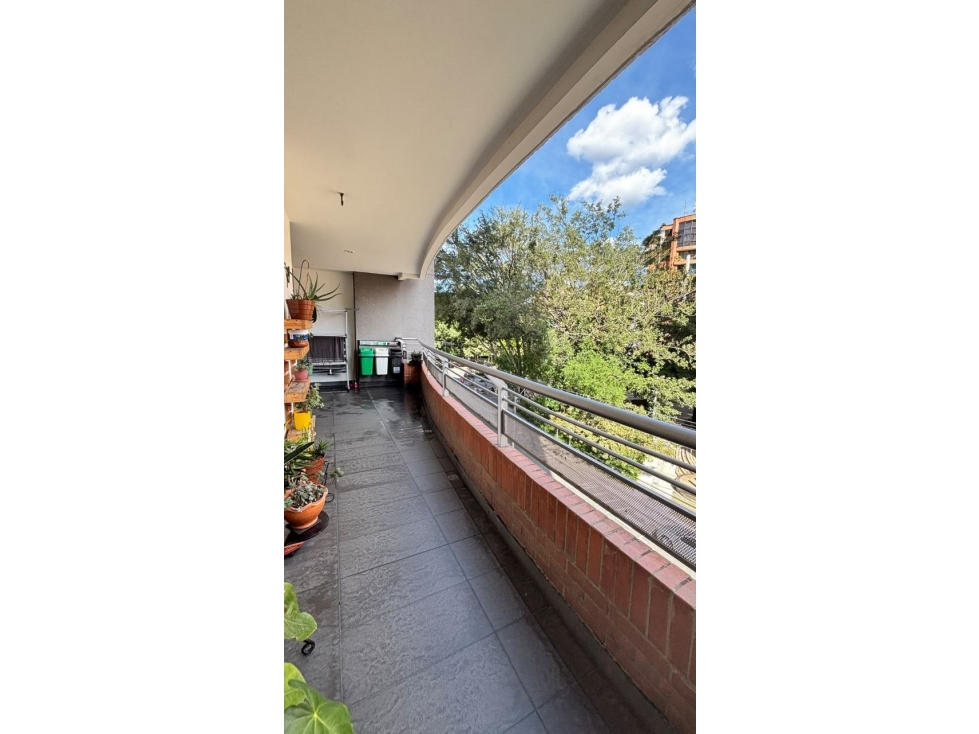 Apartamento Amplio en Venta en Laureles, Primer Parque 153 m² — foto 2