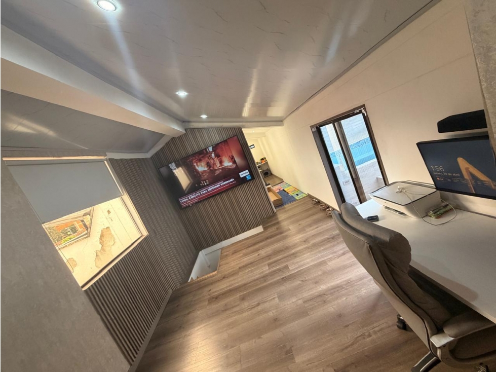 VENDO DUPLEX FRENTE AL VIVA LAURELES PRECIO DE OPORTUNIDAD — foto 5