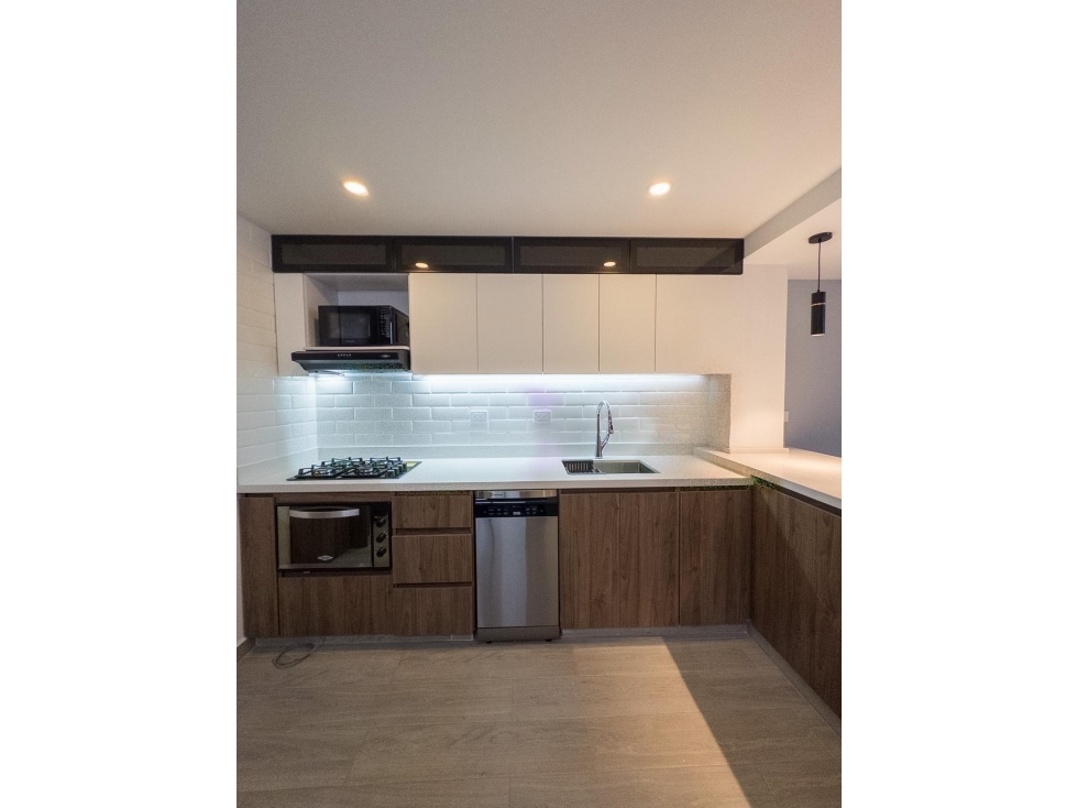 DÚPLEX EN VENTA EN LAURELES UBICACIÓN PRIVILEGIADA — foto 2