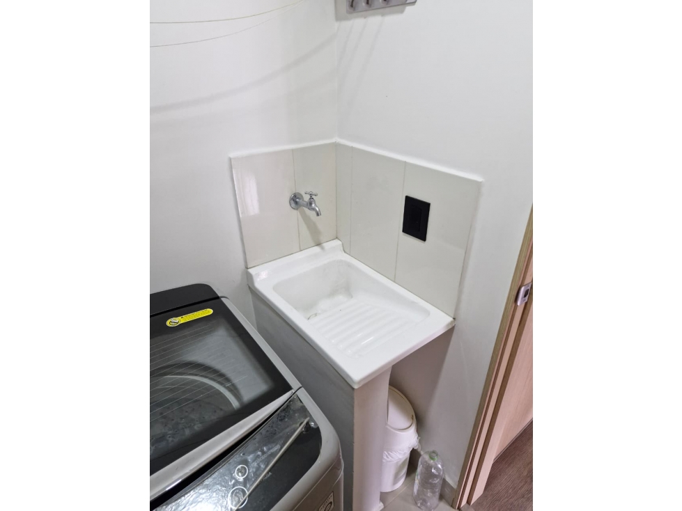 APARTAMENTO EN VENTA EN LA LOMA DEL INDIO — foto 4