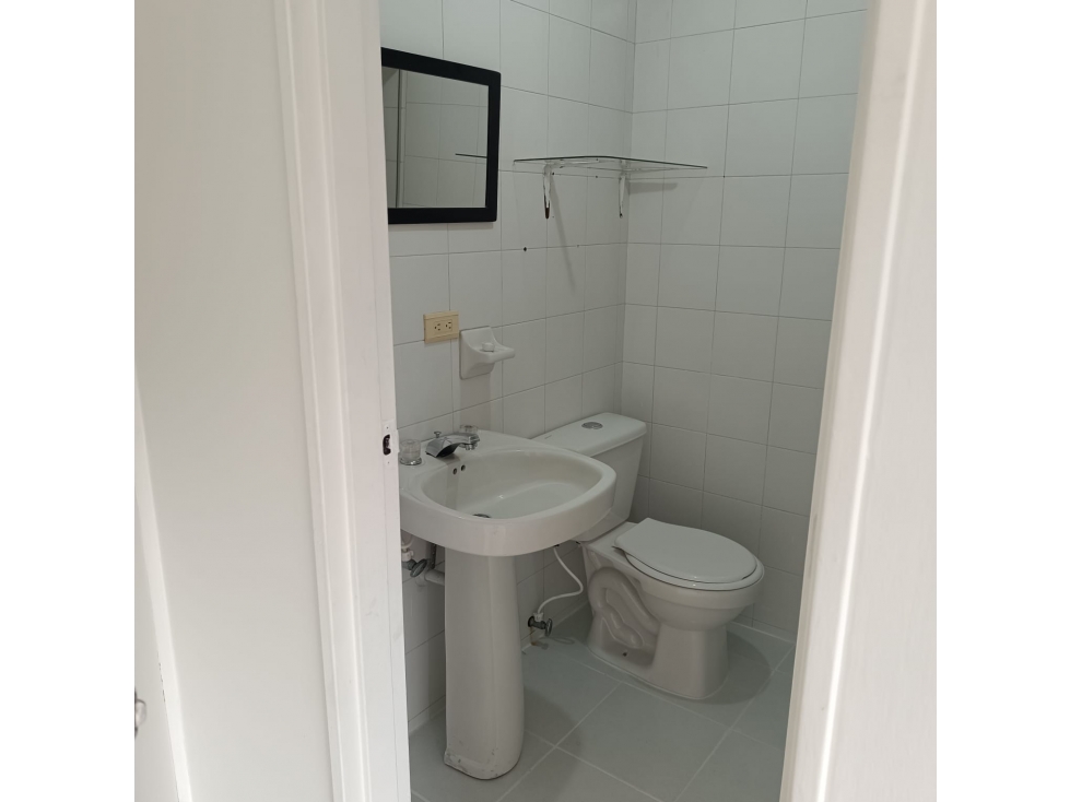 VENDO APARTAMENTO EN SAN JOAQUIN, LAURELES — foto 4