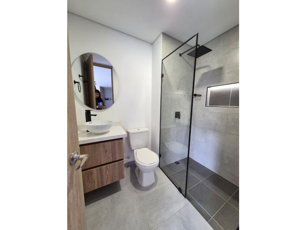 VENDO MODERNO APARTAMENTO EN SABANETA — foto 4