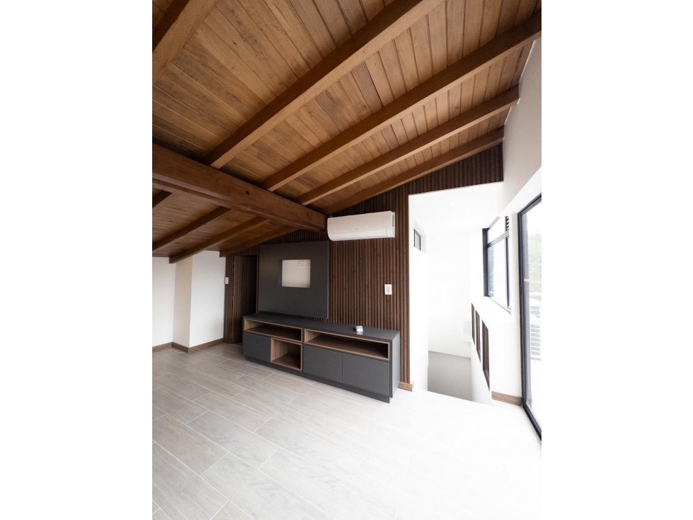 DÚPLEX EN VENTA EN LAURELES UBICACIÓN PRIVILEGIADA — foto 3