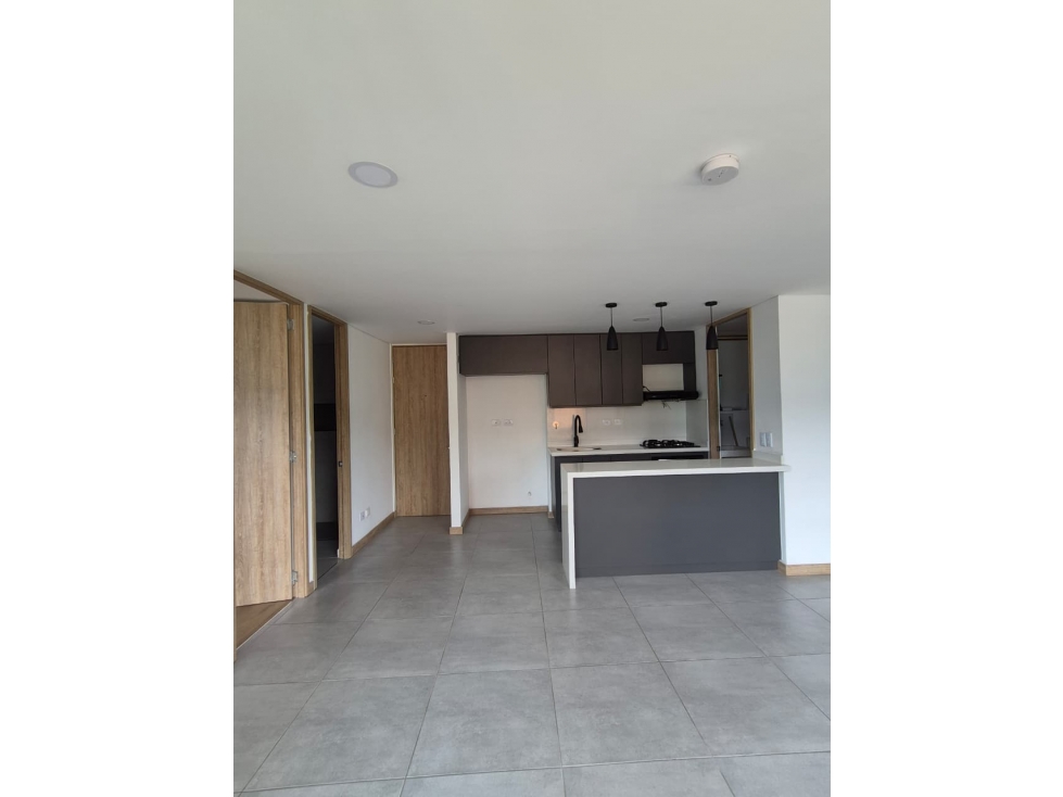 VENDO MODERNO APARTAMENTO EN SABANETA — foto 5